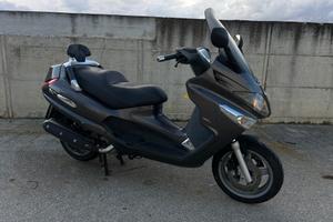 Piaggio XEvo 400
