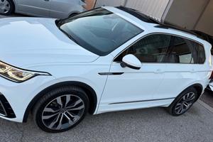 Volkswagen Tiguan 2.0 TDI 200 CV SCR DSG 4MOTION R