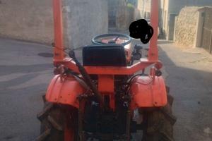 Trattore Kubota b 7000