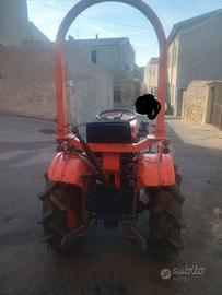 Trattore Kubota b 7000