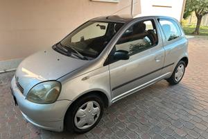 Toyota Yaris 2001
