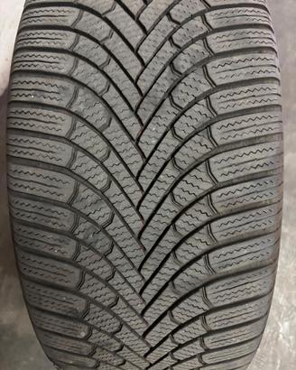 4 pneumatici invernali 245/45 R18 100V Bridgestone