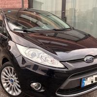 Ford Fiesta 1.4 Titanium Gpl /Benzina