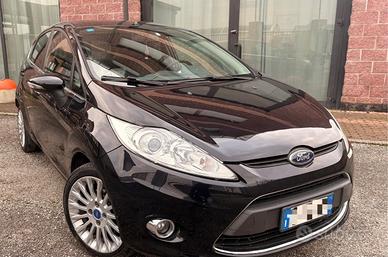 Ford Fiesta 1.4 Titanium Gpl /Benzina