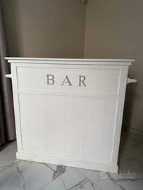 Mobile bar shabby chic