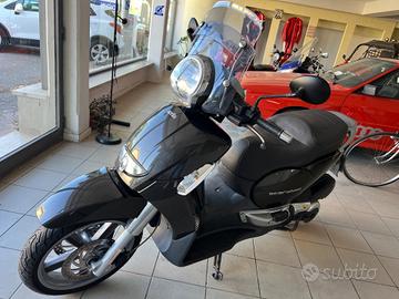 Aprilia Scarabeo 400 Light