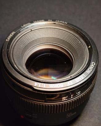 Canon EF 50mm f/1.4 USM