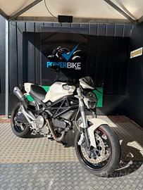 Ducati Monster 696