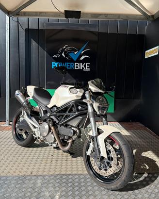 Ducati Monster 696