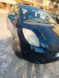 Toyota yaris 1000 benzina 5 porte 12/07