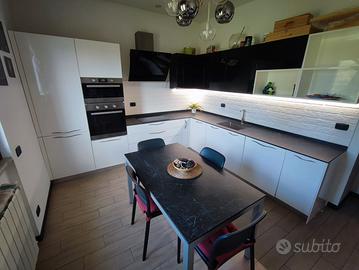 Cucina angolare 