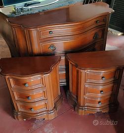 Comò comodini in noce