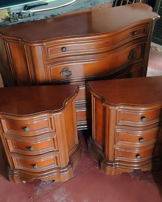 Comò comodini in noce