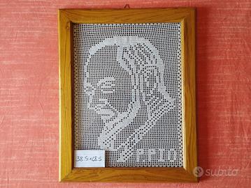 Quadro all’uncinetto (Padre Pio ) 38,5x48,5