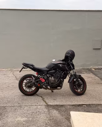 Yamaha mt-07 2015