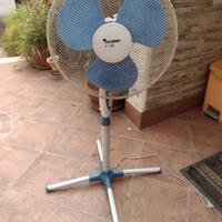 Ventilatore a piantana 