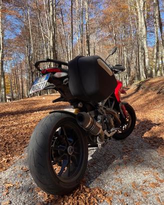 hyperstrada 821