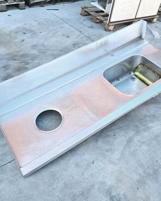 piano inox con lavello integrato usato