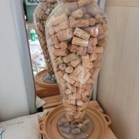 Vaso in vetro con tappi di sughero