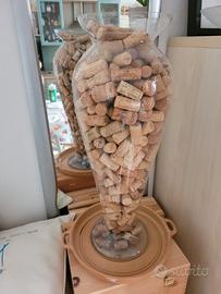 Vaso in vetro con tappi di sughero
