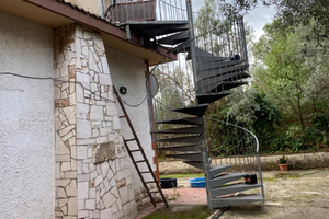 Villa indipendente 220mq 6500mq di giardino