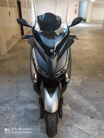 Yamaha X-Max 400 - 2017