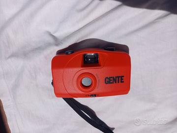 Macchina fotografica di "Gente"