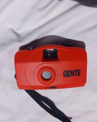 Macchina fotografica di "Gente"