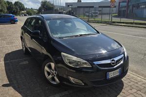 Opel Astra 1.7 CDTI 110CV Sports Tourer Cosmo