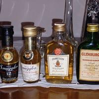 N. 8 MIGNON WHISKY ENCYCLOPEDIA SOFFIANTINO NO BOX