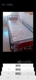 Nuovo letto ospedaliera più materasso per ,anziani
