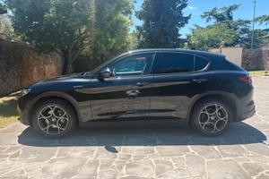 Alfa Romeo Stelvio 2.2 160 cv