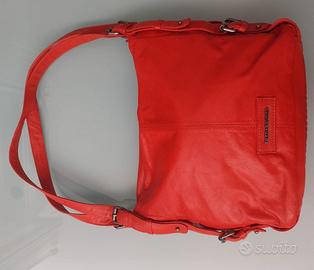 borsa in pelle rossa