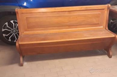 Panca in legno con contenitore