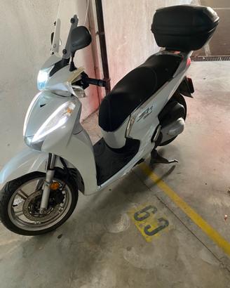 Honda SH 300