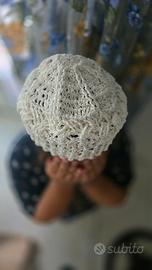 cappello bianci fatto a mano 
