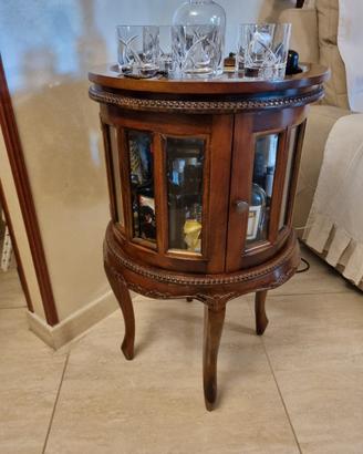 Mobiletto porta liquore