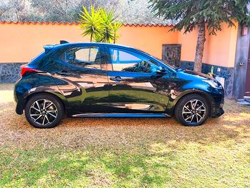 Yaris hybrid trend aprile 2023