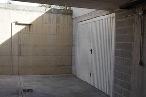 Box / Garage di 60 m² a Foligno
