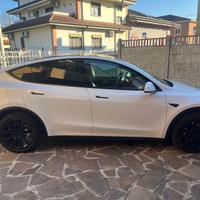 Tesla Model Y Dual Motor Long Range