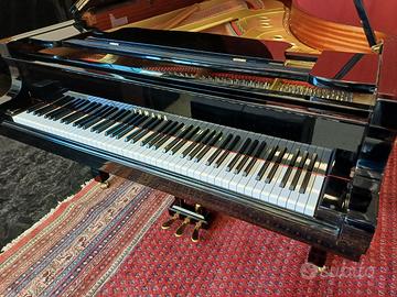 Pianoforte a coda YAMAHA C7