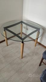 Tavolo da pranzo rotondo in vetro