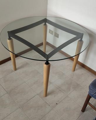 Tavolo da pranzo rotondo in vetro