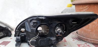 Fanali anteriori Ford Focus 
