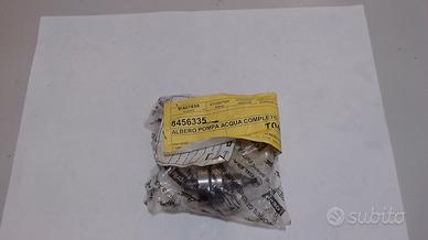 ALBERO E CUSCINETTI POMPA ACQUA APRILIA GILERA PIA