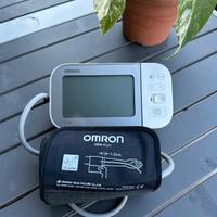 OMRON X7 Smart Misuratore di Pressione da Braccio