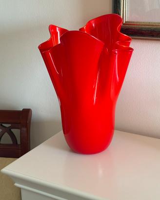 Vaso Venini “Fazzoletto” in vetro di Murano rosso