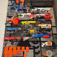 Collezione armi giocattolo Nerf