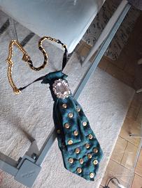 collana cravatta