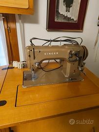 Macchina da cucire Singer 807 con mobiletto